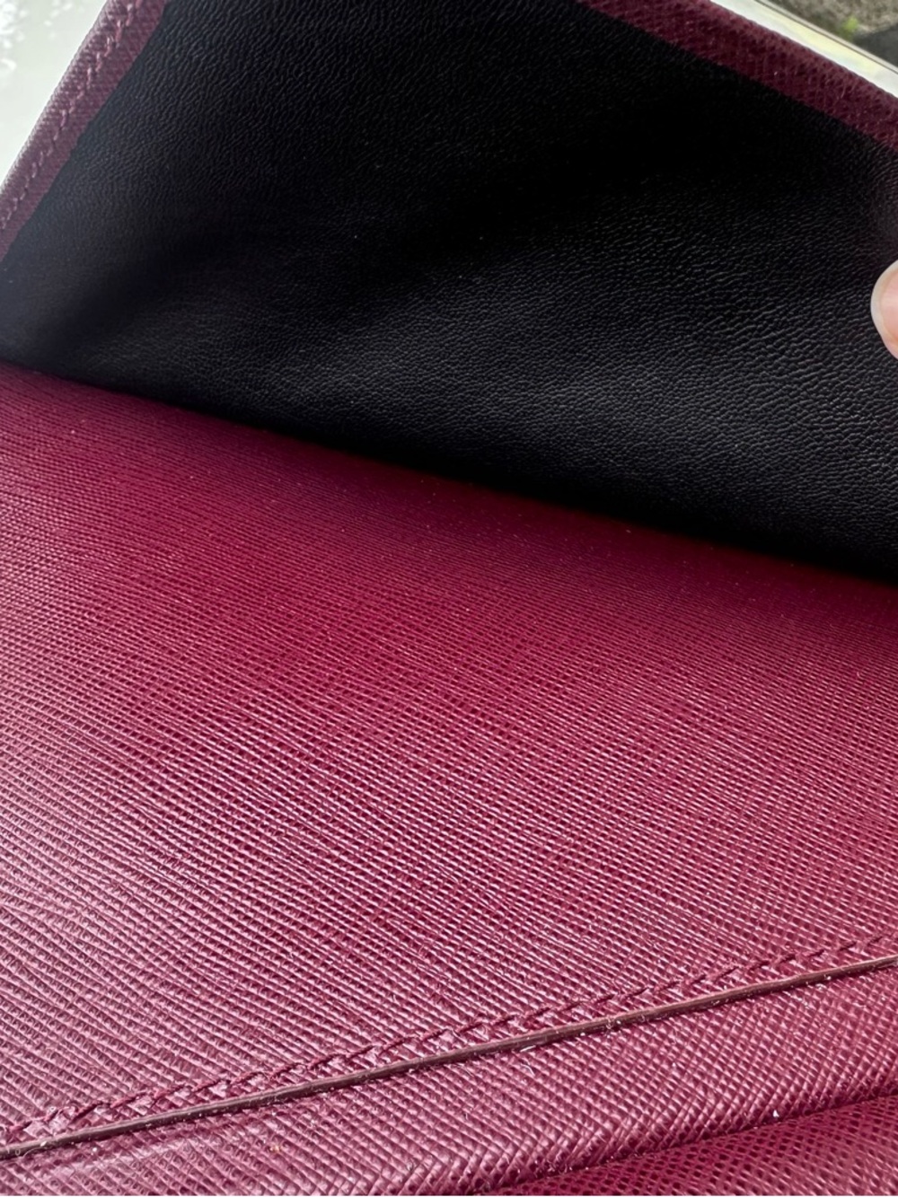 Prada Saffiano Travel Wallet / Clutch – Granato Burgundy – Excellent Condition - Picture 10 of 13